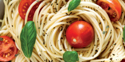 Healthy spaghetti with tomato