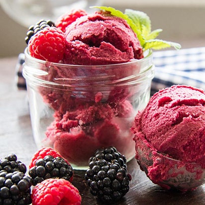 Sorbet with berries in small jar